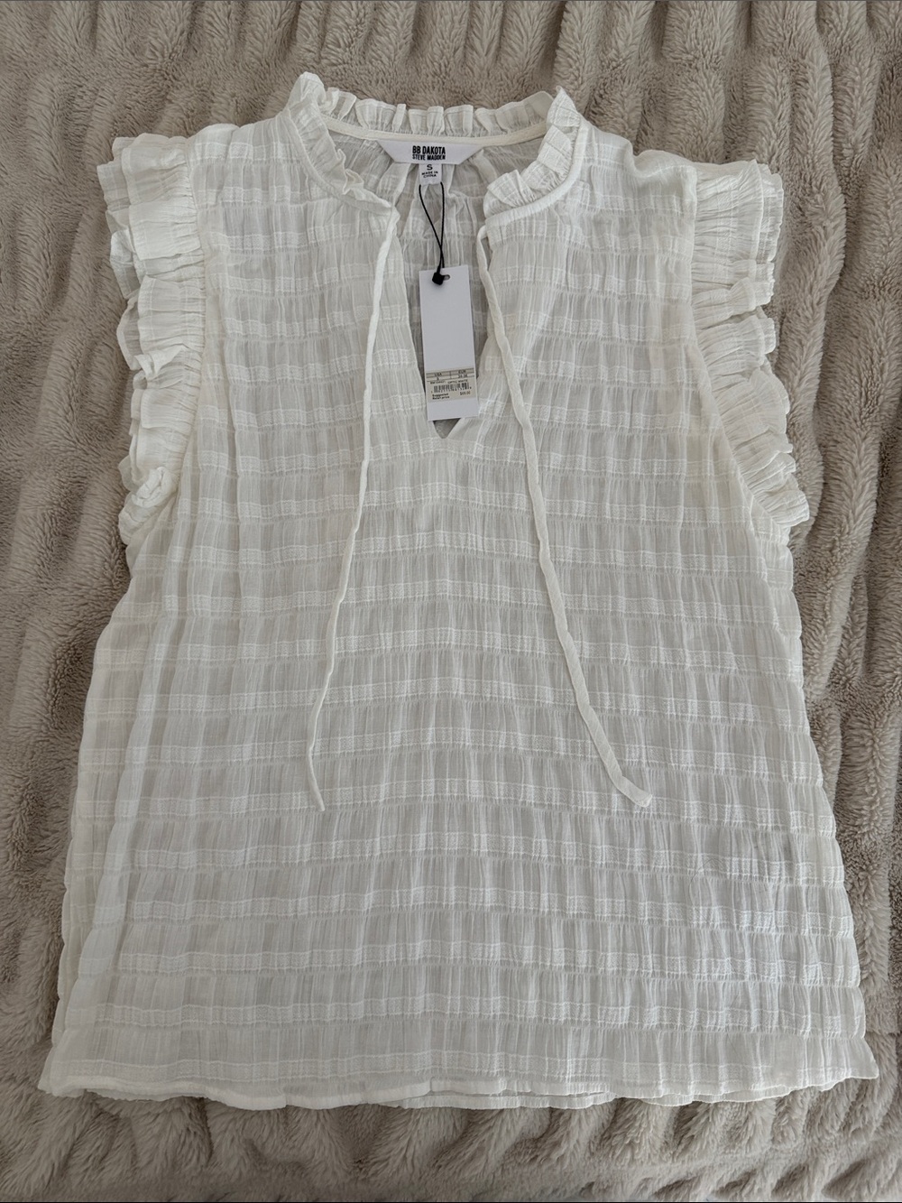 NWT White Ruffled Tie-Neck Sleeveless Blouse
